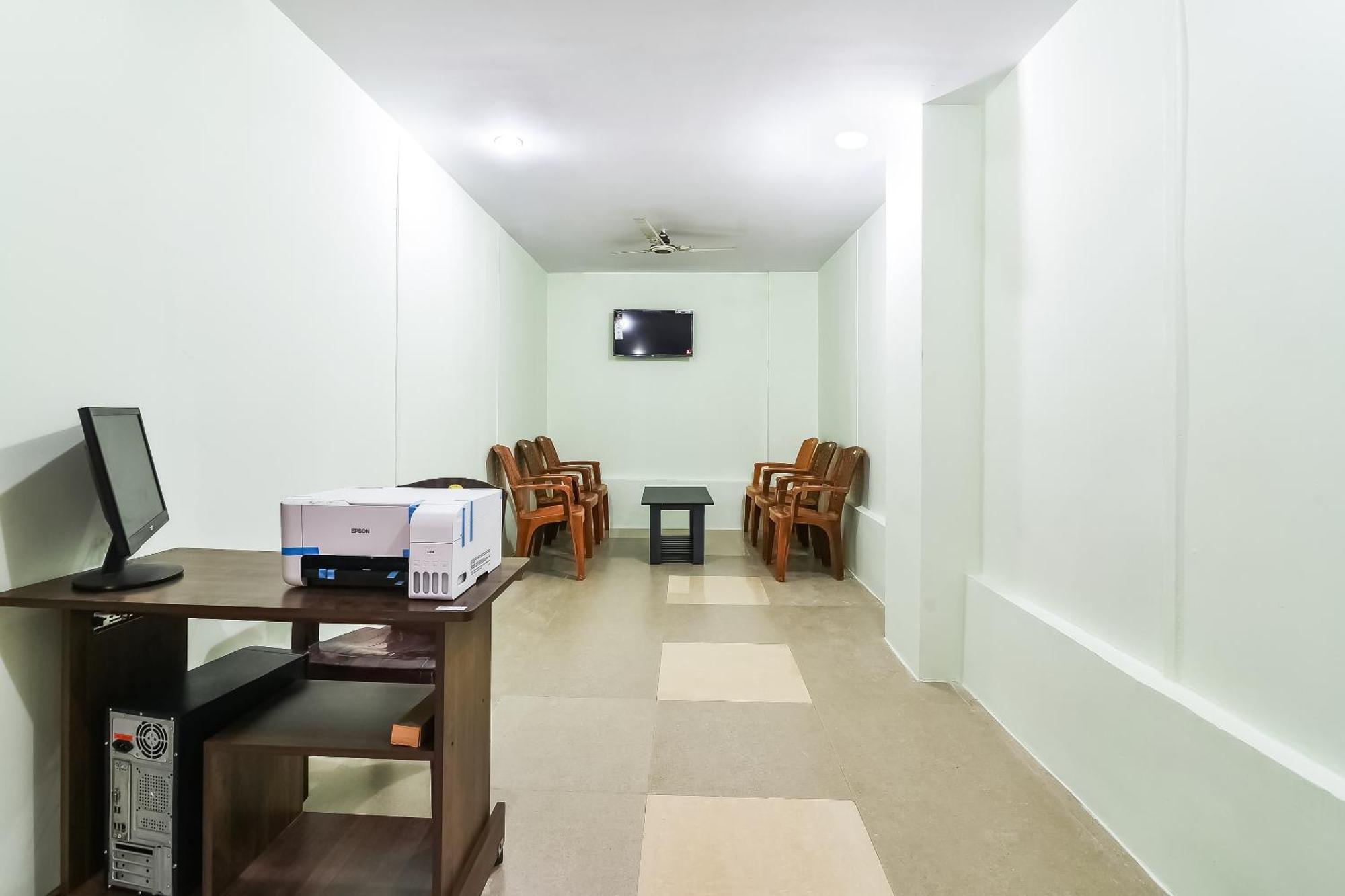 Hotel O Kartikeya Park View Residency Chittoor Ngoại thất bức ảnh