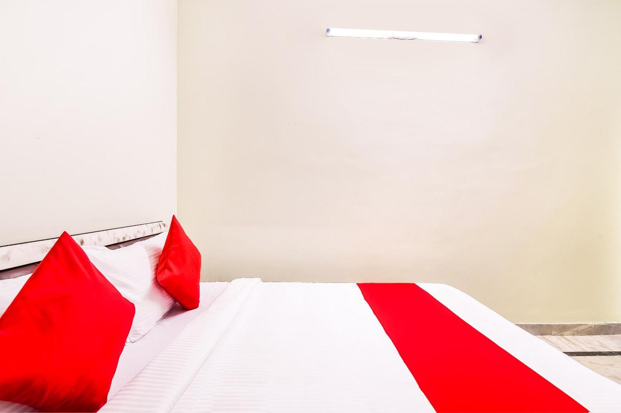 Hotel O Kartikeya Park View Residency Chittoor Ngoại thất bức ảnh